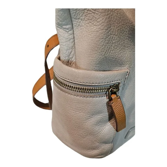 Fossil Women Two-Tone Leather Crossbody Handbag Size Medium. - Picture 9 of 14